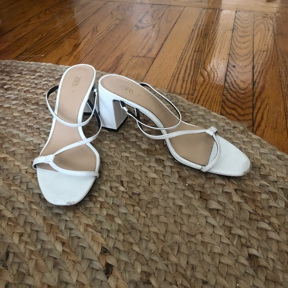 Zara Shoes - Zara White Heel 41